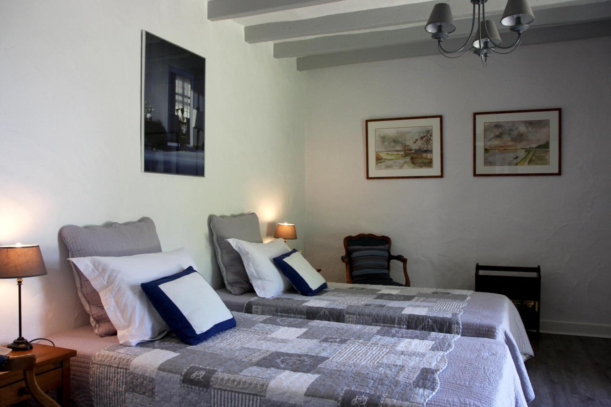 Bed and Breakfast La Butte De Gohier Blaison Exterior foto